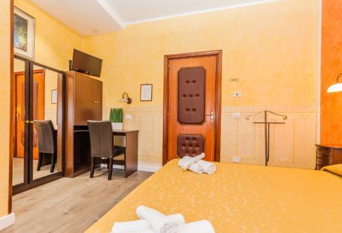 Albergo Della Corte - image 11