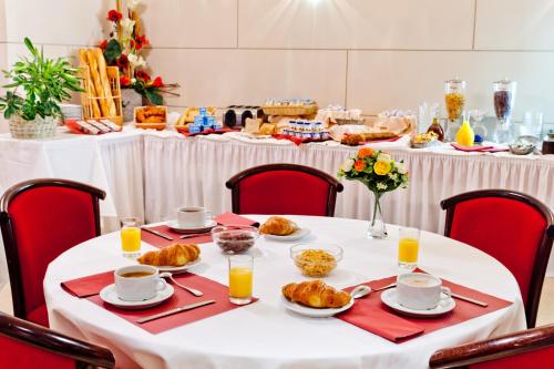 Restaurante, Hôtel Continental (Hotel Continental) in Lourdes