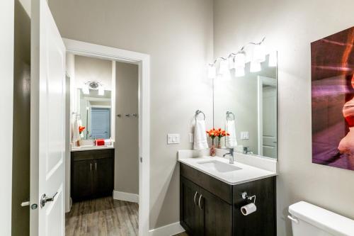 The Penthouse - image 13
