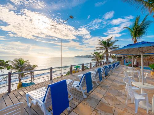 Happy Hotel Praia Azul - 수영장