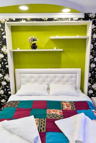 HOSTEL LOOK – Kutaisi, IN
