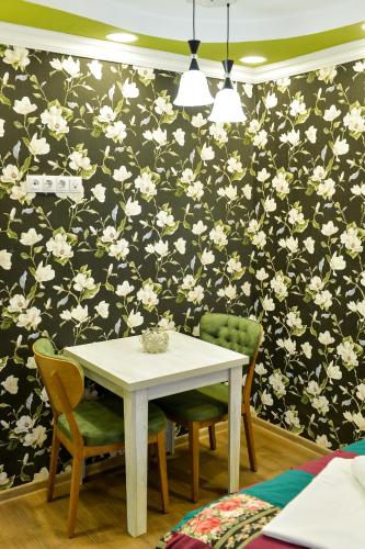 HOSTEL LOOK – Kutaisi, IN