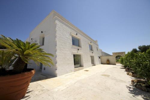 Exterior view, Masseria Ancella in Ostuni