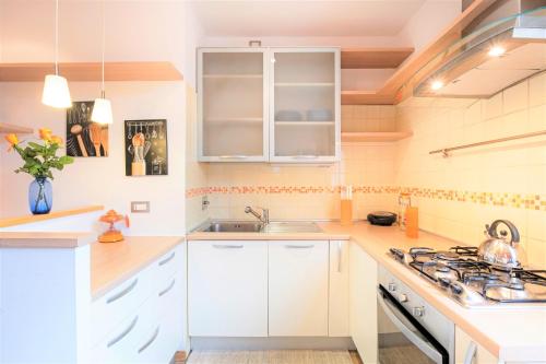 GuestHost - Skyline Central Apartment, Boloňa (fotografie 9)