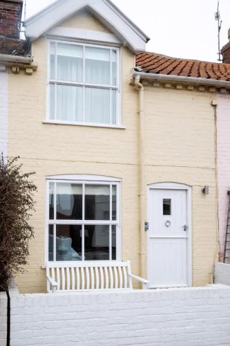 Puddleduck Cottage - image 2