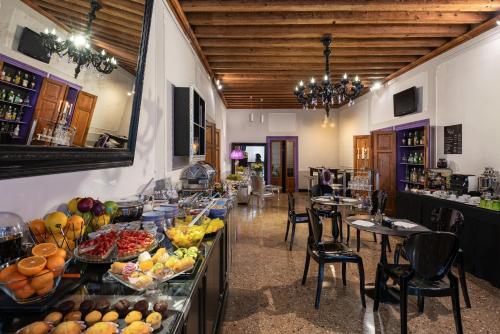 AD プレイス ベニス