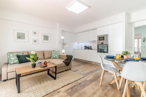  Lisbon Stay at Santo Antonio Flat, Ferienwohnung in Lissabon