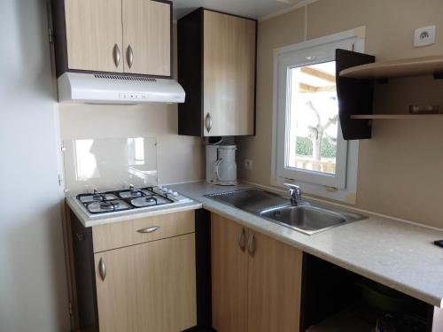 3 bedrooms, 5 beds