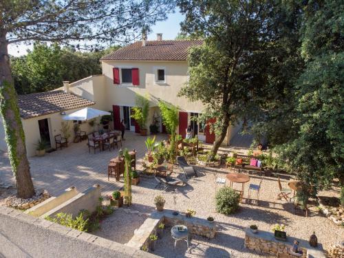 Villa Les Jardins d'Holi - Accommodation - Garrigues-et-Sainte-Eulalie