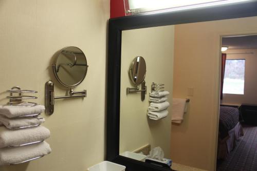 Double Room with Two Double Beds - Smoking
