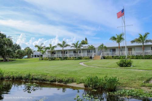 A szálláshely kívülről, The Inn At LaBelle Yacht Club in Labelle (FL)