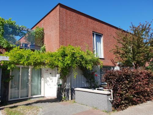 Johan's B&B - Since 2014 roofterrace and cheap parking, Amsterdam (photo 6)