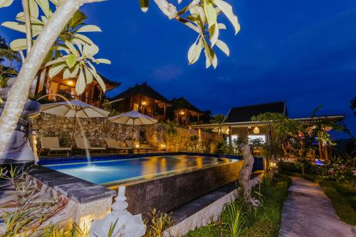 Sunday Huts Lembongan near Seabreeze Restaurant