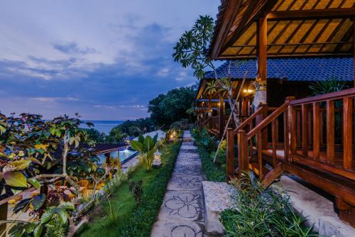 Sunday Huts Lembongan near Seabreeze Restaurant