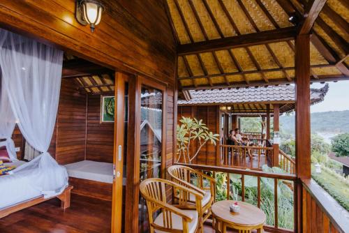 Sunday Huts Lembongan near Seabreeze Restaurant