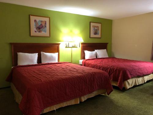 2 king beds