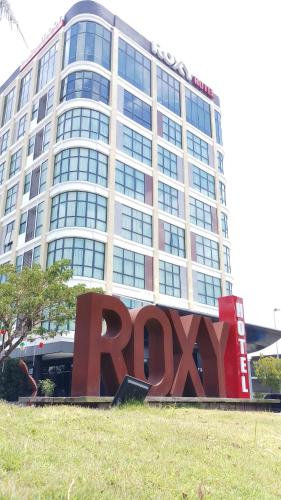 . Roxy Hotel & Apartments