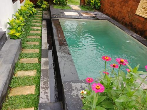 Ubud Sawah Scenery Villa and Homestay