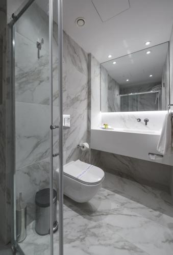 Sun Hall Hotel image 13