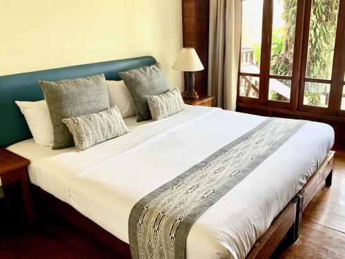 Riverhouse Hotel - The Teak House Room Type - Standard Double Room with River View
