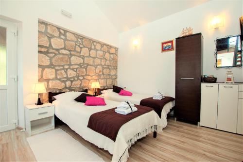  Apartment NoEn, Pension in Brsečine