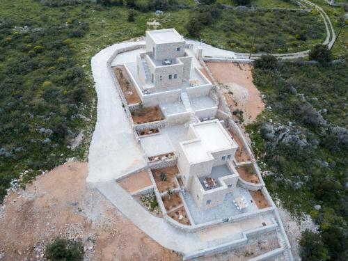  Vorino Luxury Villas in Psíon