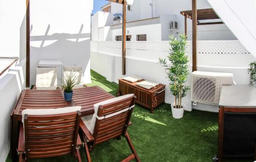 Espectacular ático con terraza en Triana, Sevilla (Foto 2)