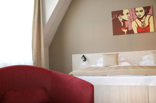 1.Republic Hotel - image 11