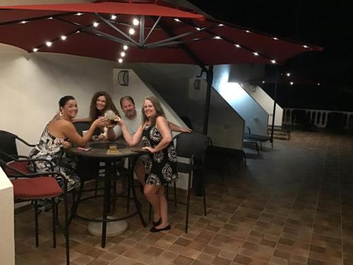 Hotel Los Cielos Del Caribe – Cahuita, LA