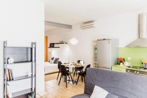  Hauzify I Loft Mineta, Pension in Torredembarra