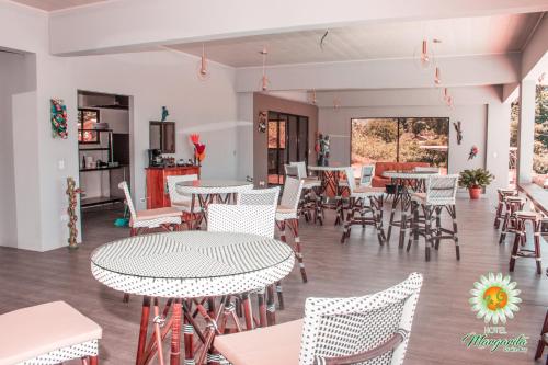 Bar/lounge, Hotel Margarita and Tour Operator Drake Bay in Drake Bay