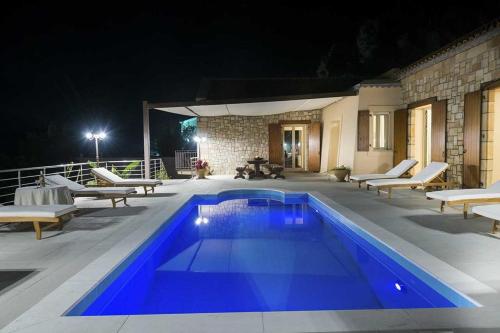 Villa with Private Pool