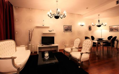 Tirana International Hotel & Conference Center photo 4