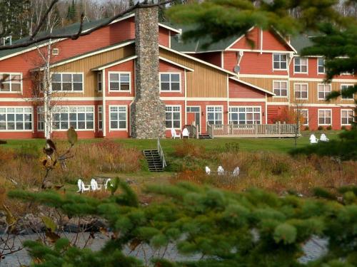 Cove Point Lodge - 출입구