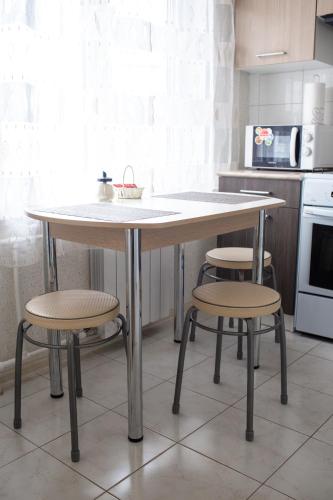 Apartment on Lavochkina 6 - image 3