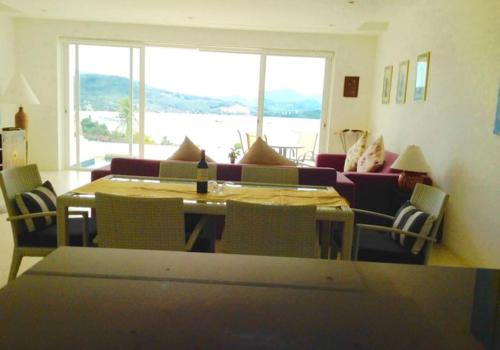 3 Bedroom Sunset Sea View Apartment Bangrak (HM) ( 3 Bedroom Sunset Sea View Apartment Bangrak (HM) )