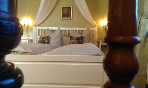 Double Room with Four Poster Bed