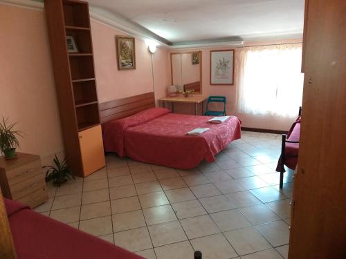  Roma Inn 2000, Pension in Rom