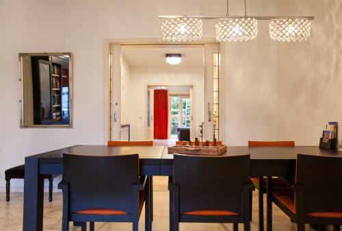 Suite 30 - OvernachteninStijl in Oranjebuurt