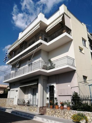 Luxury seafront house nearby Delphi