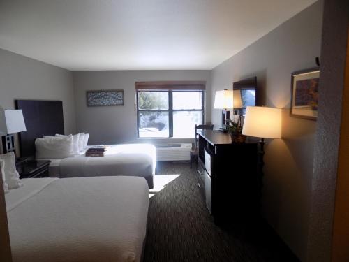 Queen Room with Two Queen Beds room in Breck Inn