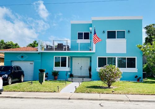 Blue House Miami