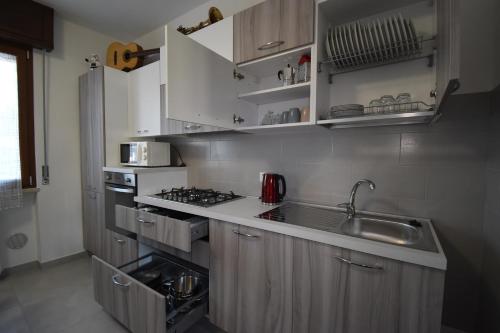 Konyha, MeM House - Tra il Lago di Garda e Verona in Castelnuovo del Garda