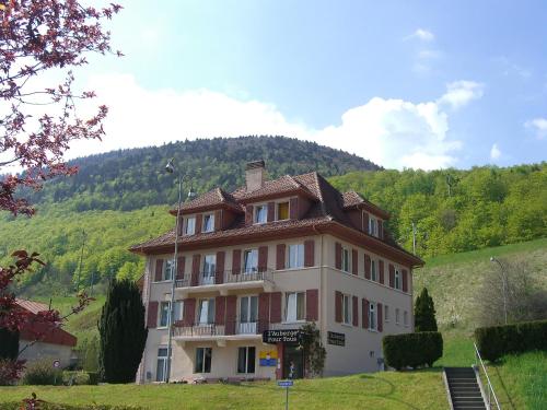 Auberge Pour Tous - Accommodation - Vallorbe