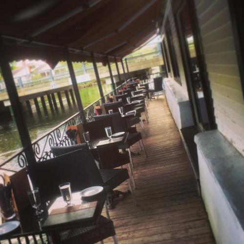 ห้องอาหาร, L'Appartement de la Suite North Hatley in นอร์ธ แฮทลีย์ คิวซี