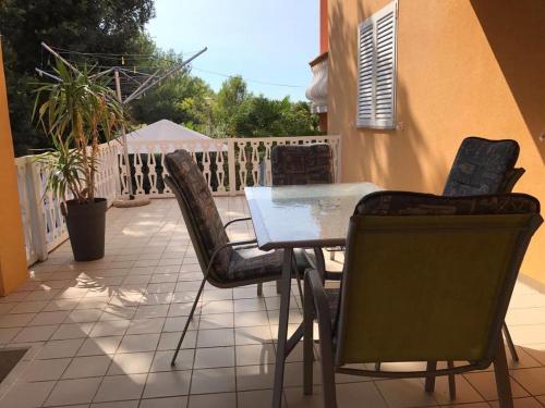  Apartment Zaton 12988d in Nin