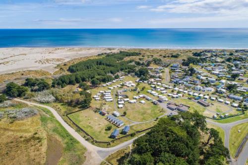 Foxton Beach Holiday Park Room Type - Glamping Tent sleeps 4