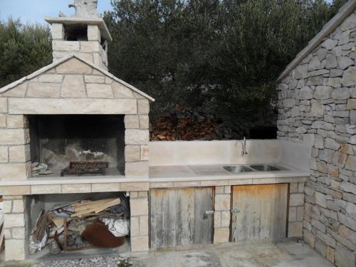 Secluded house with a parking space Cove Rasohatica Korcula - 16651 - main image