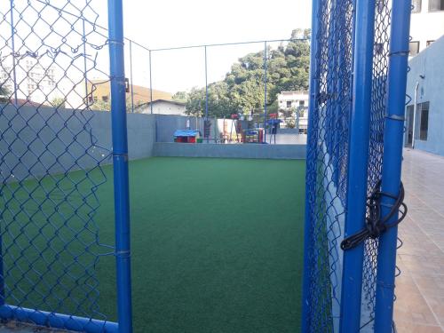 Condominio com Piscina, Churrasqueira, 1 vaga de Garagem