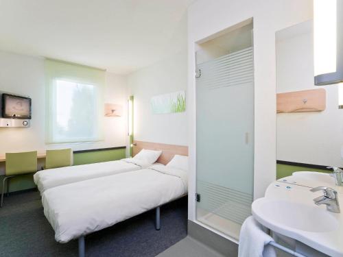 ibis budget Torun - image 9